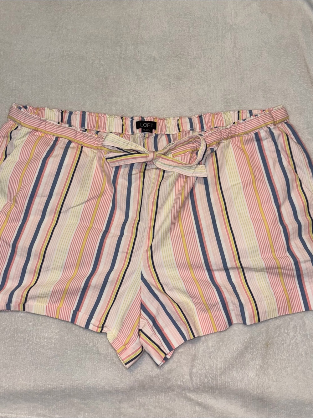 LOFT Striped Tie-Waist Women's Shorts in Pastel Multi